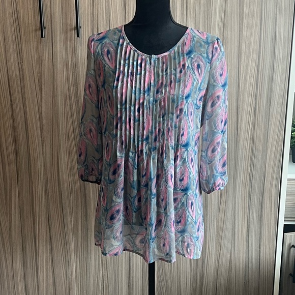 Urban Outfitters Kimchi Blue Peacock Print Blouse Small - Picture 1 of 4